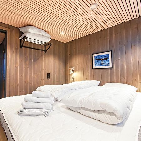 Rorbuleilighet Lysoysundet 1G Henningsvær Extérieur photo